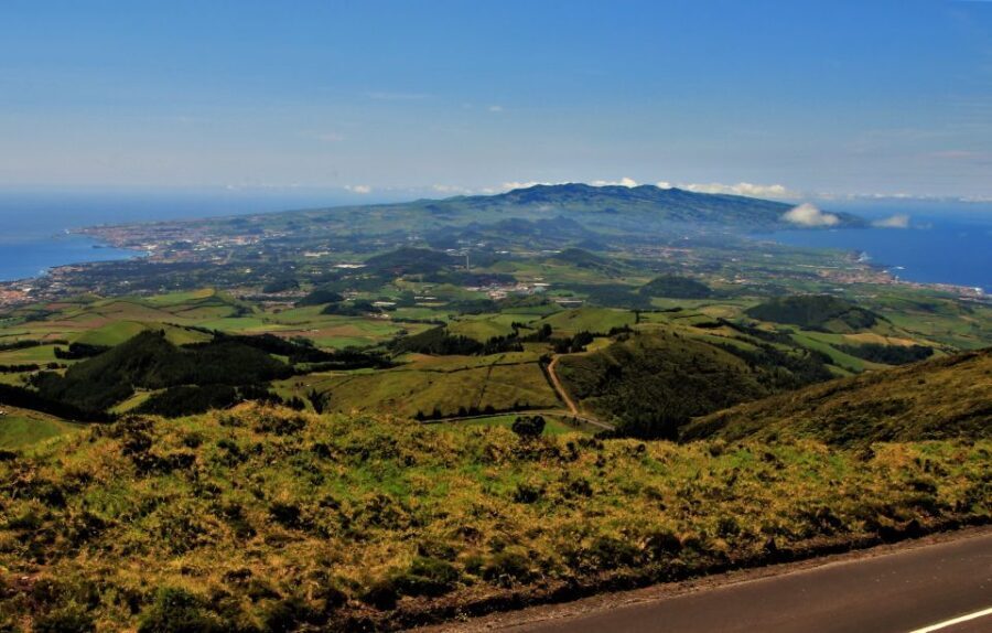 São Miguel West: Full-Day Van Tour with Lunch - What Makes This Tour Stand Out?