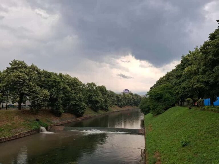 Sarajevo: Romantic Walking Tour with Souvenir Making - What’s Included and What’s Not