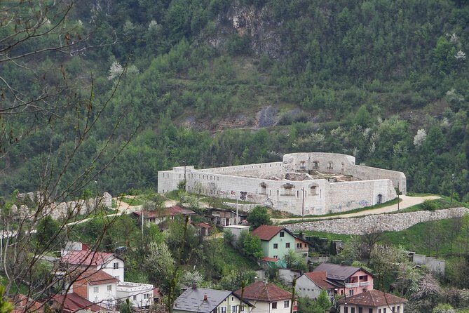 SARAJEVO SIEGE TIMES '92-'95 / Sarajevo Roses & Tunnel of Hope / - FAQ