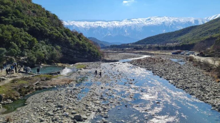 Sarandë: Gjirokaster, Permet, & Thermal Baths Full-Day Trip - Third Stop: Bënjë Thermal Baths – Relaxation in Nature
