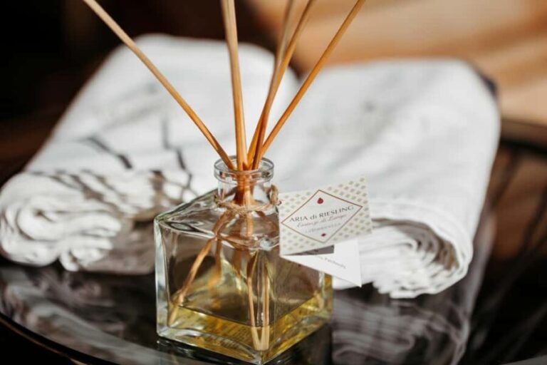 Sauna in the Langhe: views, essential oils, and grape wellness - What to Expect During the Sauna Experience