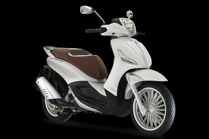 Scooter Rental 300cc - Why Rent a Scooter in Sorrento?