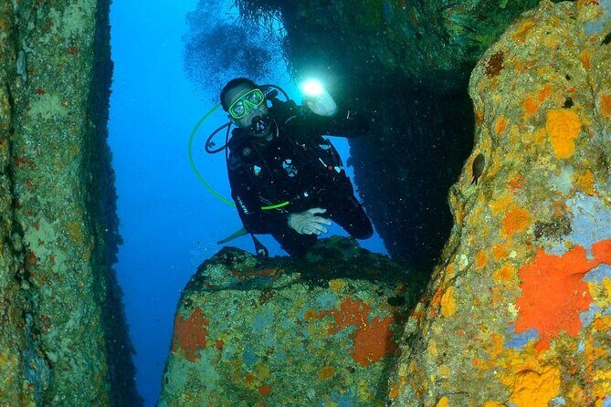 Scuba diving baptism - What the Tour Looks Like in Practice