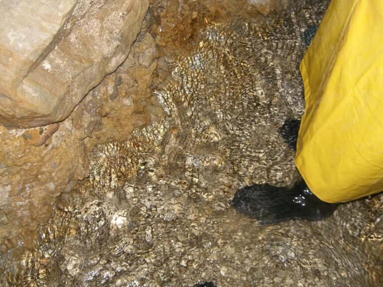 Secret waters and ancient tunnels: the Qanats of Palermo revealed - Authenticity and Rarity of the Experience