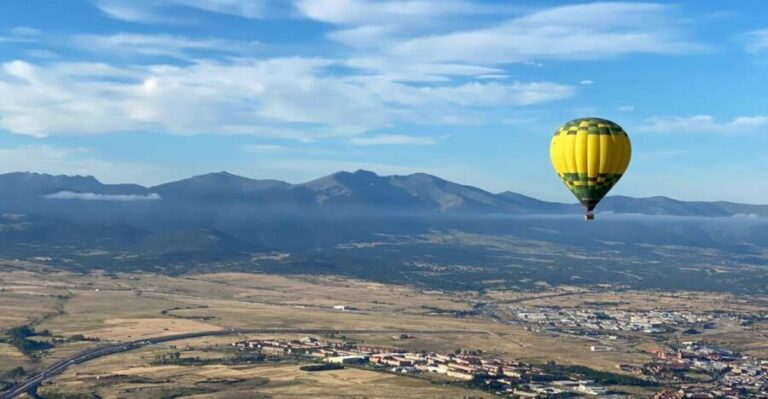 Segovia: Hot Air Balloon Ride with Picnic and Activity Video - The Itinerary in Detail