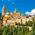 Segovia: Private 2-Hour Walking Tour with Local Tasting - What to Expect on the Tour
