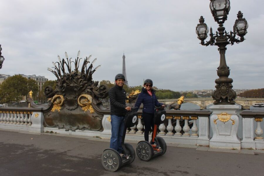 Segway private tour Lights of Paris - The Value of a Night Tour