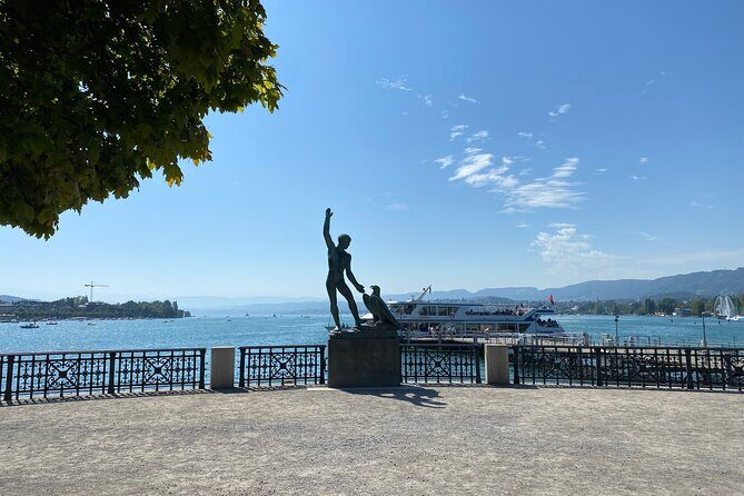 Self-Guided Reading City Tour in Zurich - How the Experience Works