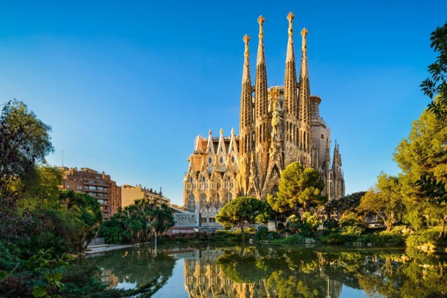 Semi-Private Barcelona Gothic, Parc Guell & Sagrada Familia - What We Liked and What to Keep in Mind