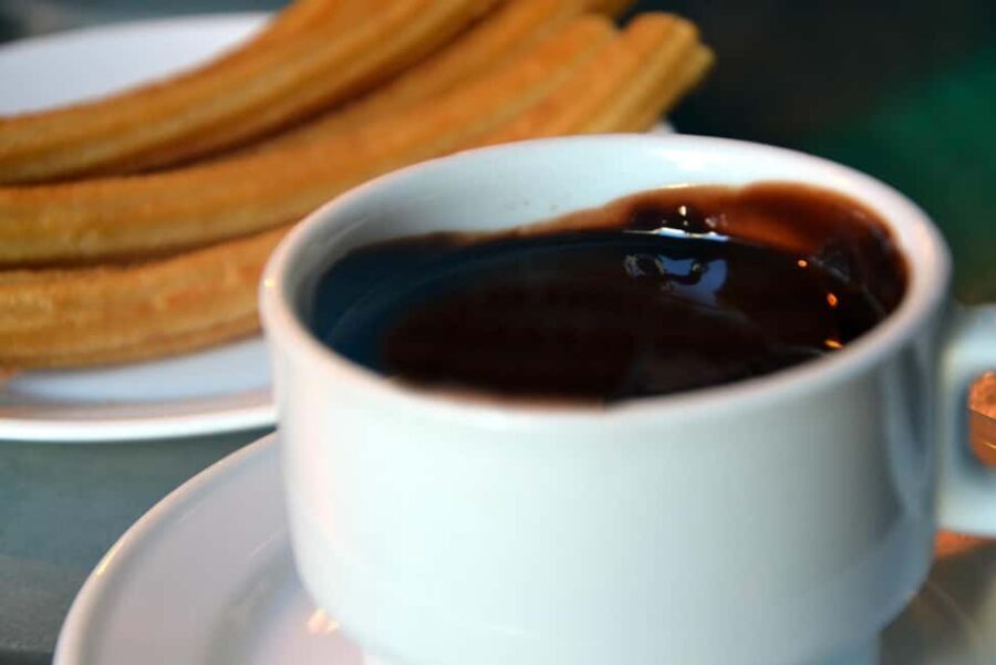 Semi-Private Tour: Old Town & Chocolate and Churros - Key Points