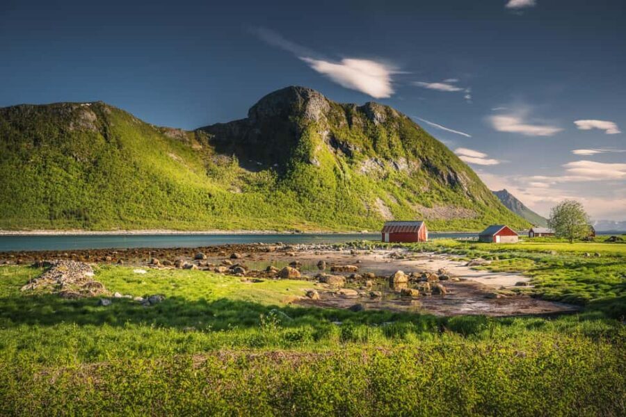 Senja Island: 4x4 Day Tour with Overlanding Senja - The Authenticity and Value