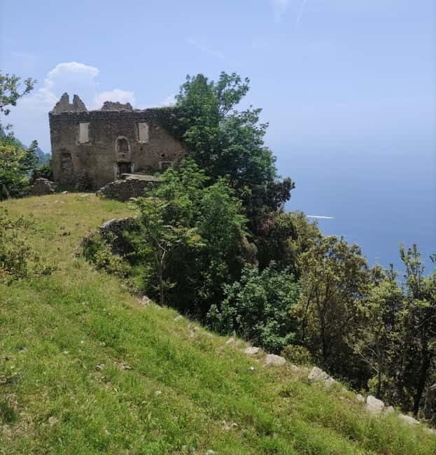 Sentiero degli Dei: Guided trekking on the Amalfi Coast - An In-Depth Look at the Guided Trekking Experience