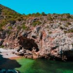Sesimbra: Arrábida Beaches & Caves Boat Tour with Snorkeling - Why This Tour Works Well