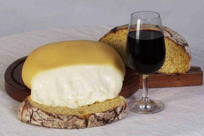 Sesimbra, Azeitao and Setubal Private Tour with Wine Tasting - The Balance of Value and Experience