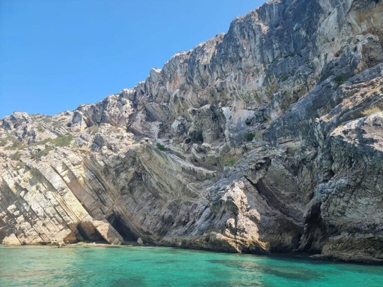 Sesimbra: Boat trip along beaches and bays with snorkeling - Whats Included & How it Enhances Your Experience