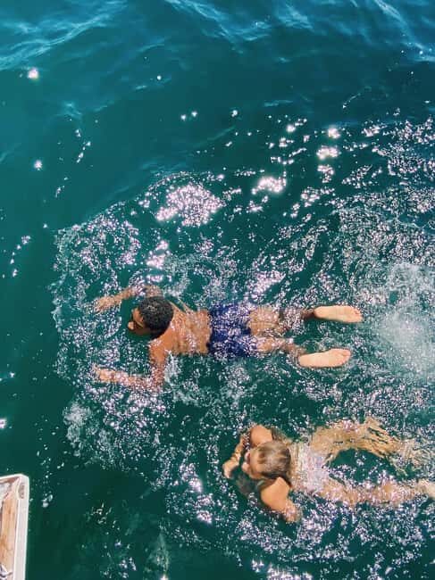 Sesimbra: Sailingboat Tour with Snacks & Drinks - The Itinerary Breakdown