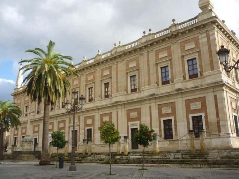Seville: Age of Discoveries Guided Tour w/ Monuments Access - Practical Considerations