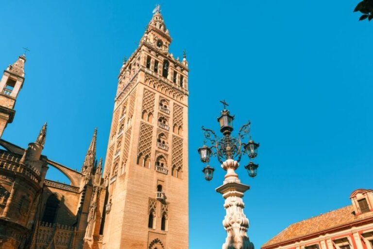 Seville Alcázar, Cathedral and Giralda Tour with Tickets - What Sets This Tour Apart