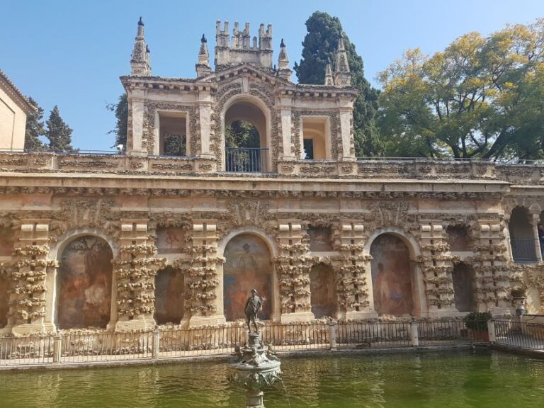 Seville: Alcázar Tour with Tickets Included - What Makes the Alcázar Special?