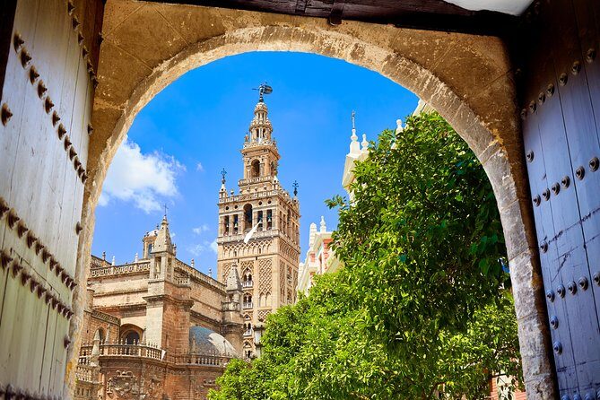 Seville: Cathedral & Giralda Guided Tour with Tickets - The Real Traveler Perspective: Pros and Cons