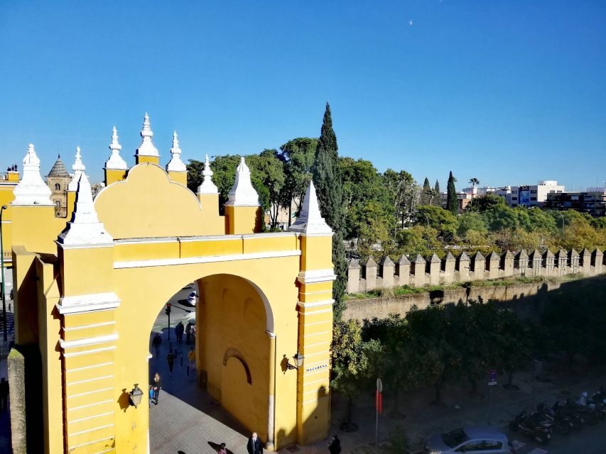 Seville: Entry Ticket to the Macarena Museum and City Tour - The Walking Tour: A Closer Look