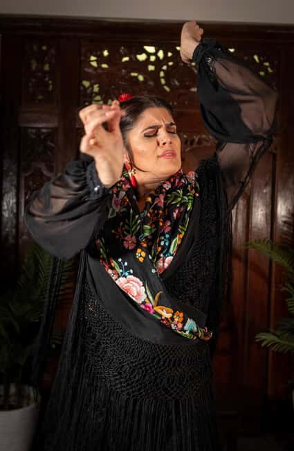 Seville: Flamenco Show at Tablao Almoraima in Triana - What’s Included and What’s Not