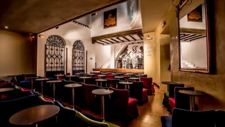 Seville: Flamenco Show at Tablao Los Gallos - The Atmosphere and Cultural Significance