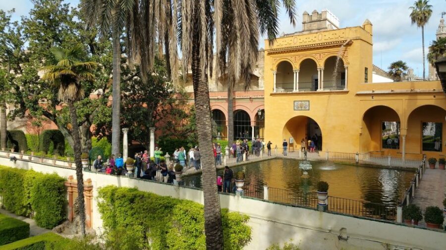Seville: Real Alcazar of Seville Guided Tour and Ticket - The Experience in Detail