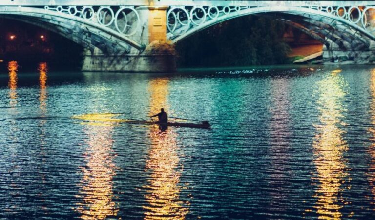 Seville: Tapas Tour Across the River in Triana - Exploring Triana and Alameda Districts