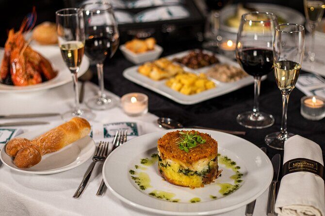 Sexy Cabaret Show with Dinner in Lisbon - What to Expect from this Lisbon Experience