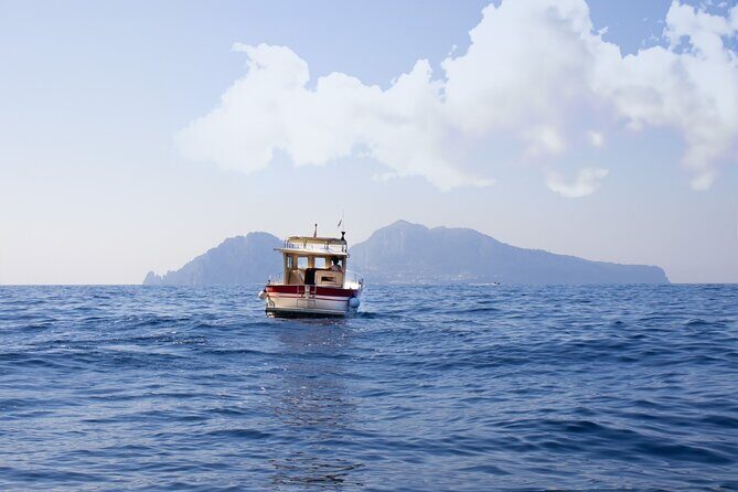 Shared capri tour ,swimming and visit of many caves - Why This Tour Stands Out