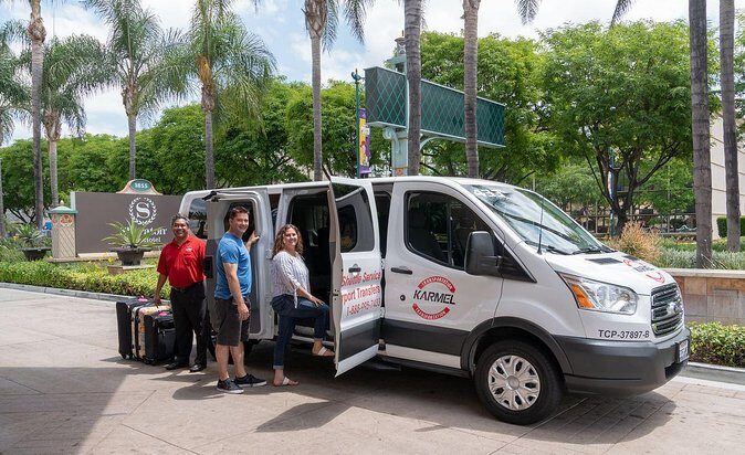 Shared ride Arrival Transfer John Wayne airport to Anaheim hotels - The Experience on the Ground