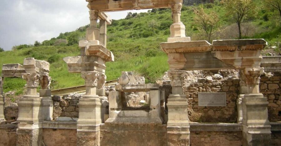 Shore Excursions: Half Day Ephesus & irince Village Tour - What We Love About This Tour