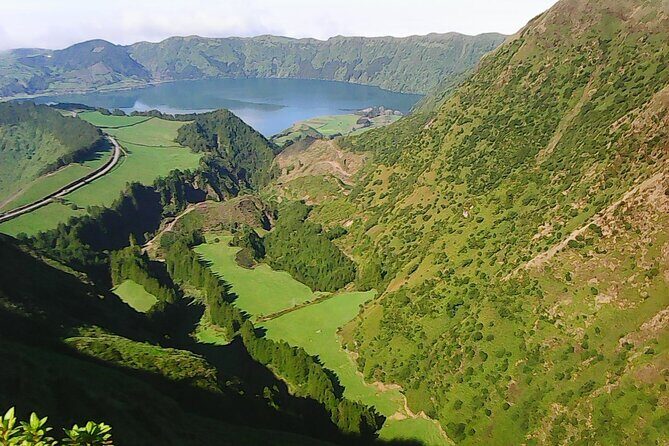 Shore Excursions to the volcano and crater of Lagoa das Sete Cidades - Authentic Experiences from Travelers
