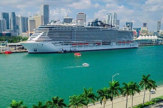 Shuttle Service for Groups and Families in Port of Miami - Booking and Pricing: Is It Worth It?