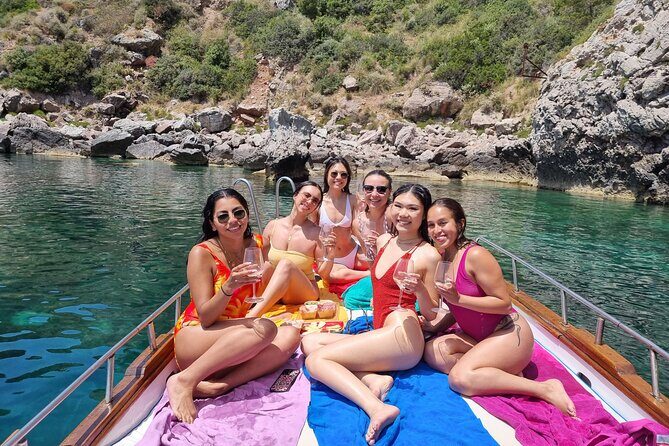 Sicilian wine tasting on the boat in Taormina - What’s Included? And What’s Not?