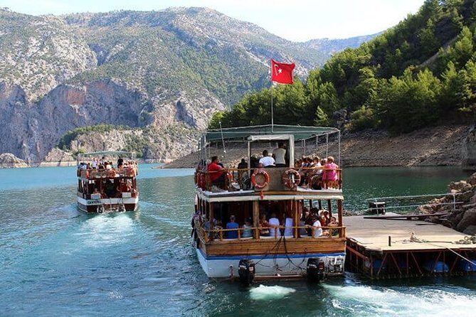 Side-Alanya: 5-Hour BoatTour inGreen Canyon with Lunch SoftDrinks - The Journey to the Canyon