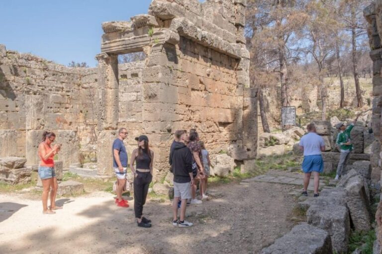 Side: Cabrio Bus and Boat Day Trip at the Green Lake - What Travelers Say About This Tour