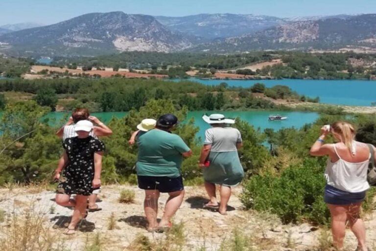 Side: Mix Tour Cabrio Bus, Boat Tour, with Lunch - The Value for Money