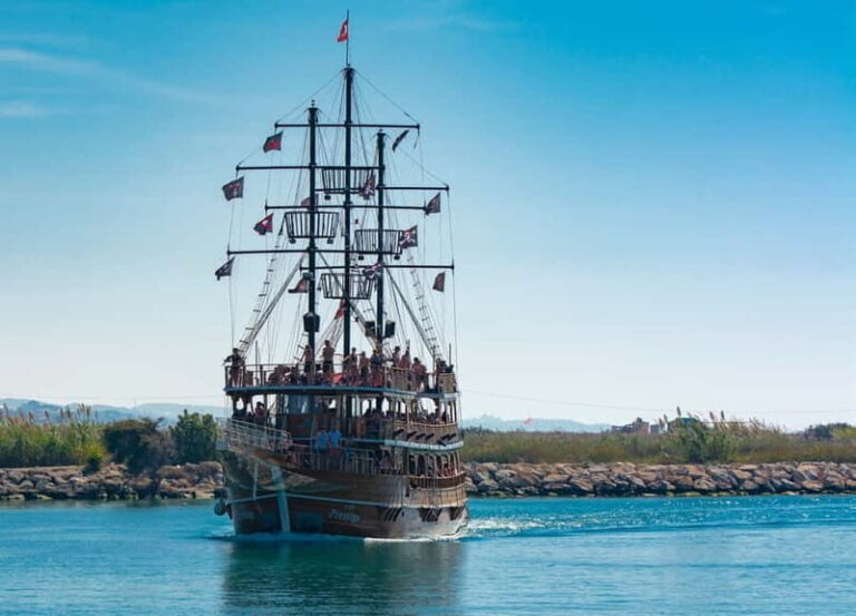 Side: Pirate Boat Trip with Lunch & Swimming Stops - The Pros and Cons of the Pirate Boat Trip