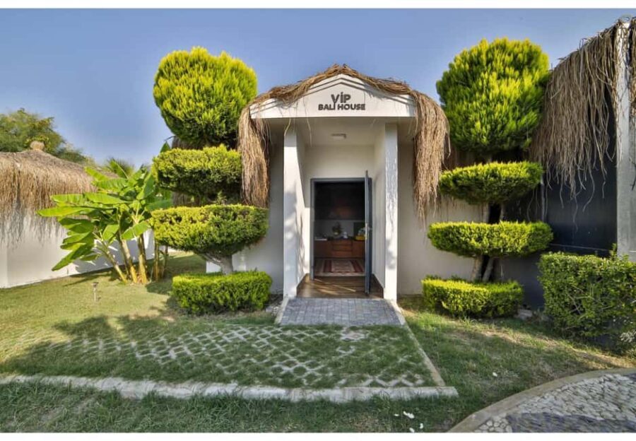 Side: Turkish Bath & Wellness Complex Entry & Treatments - The Range of Treatments