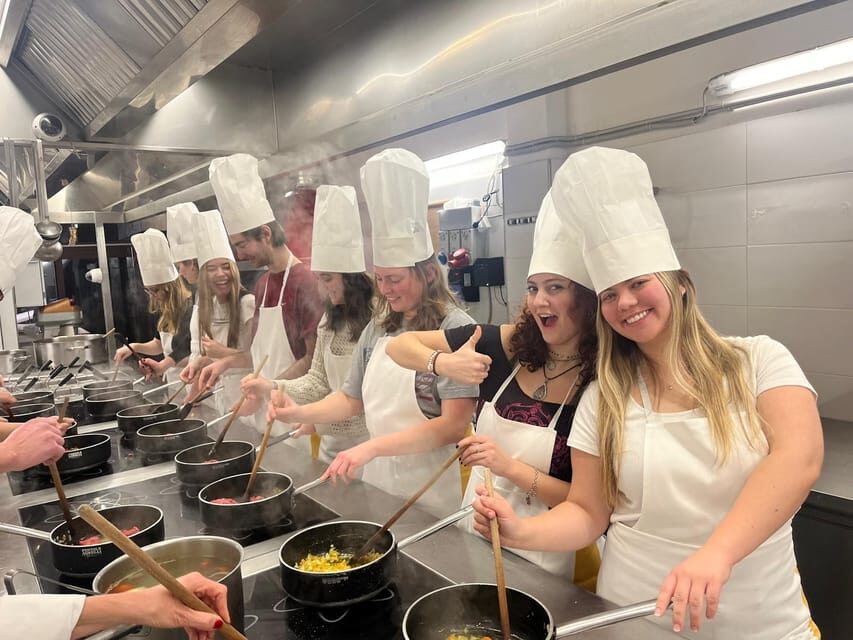 Siena: Pasta and Tiramisu Cooking Class with Wine - The Practical Details