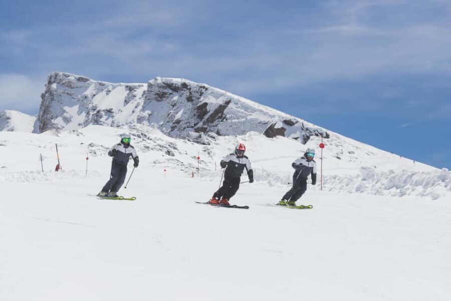 Sierra Nevada: Ski Class with equipment included - What the Experience Looks Like