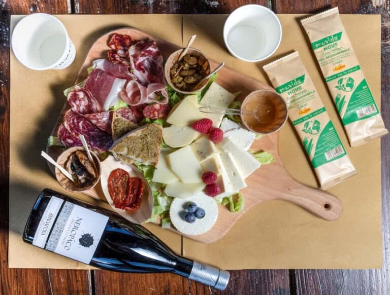 Sila: guided hiking excursion with picnic in nature - FAQs