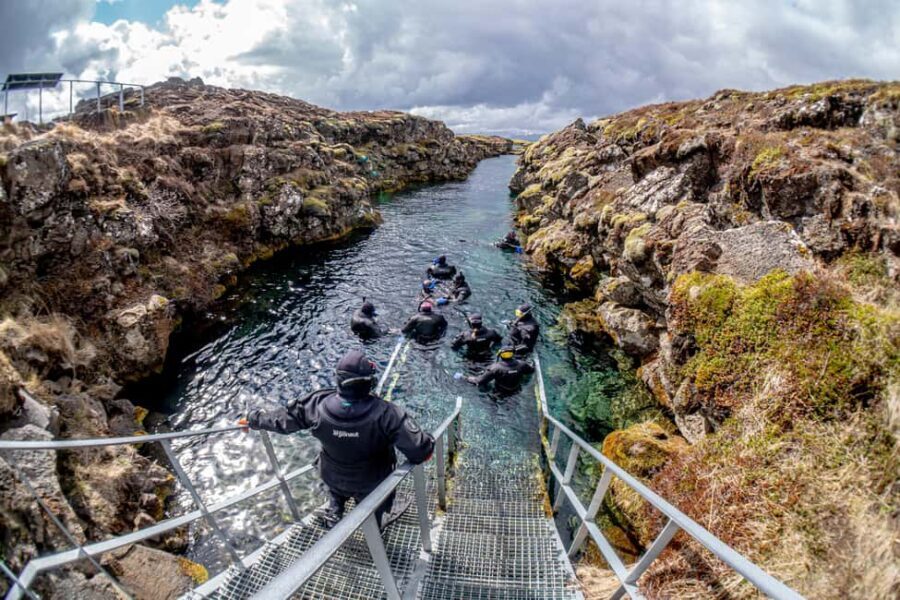 Silfra: Snorkel Between Continents. Free Professional Photos - What to Expect During the Tour