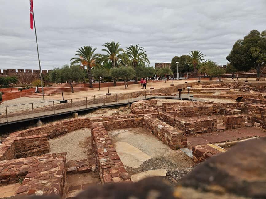 Silves: Morning Walking Tour with Local Guide - The Authentic Feel of Silves