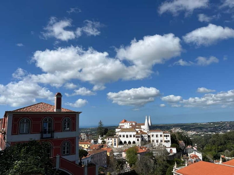 Sintra: 1-Hour Guided Tuk-Tuk Tour - What the Guides Bring to the Table