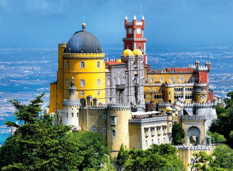 Sintra, Cabo de Roca, Cais Cais Van Tour - What Makes This Tour Stand Out