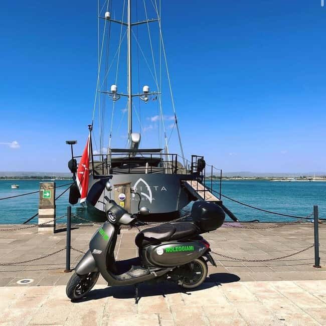 Siracusa e-scooter 125cc rental service - What the Experience Offers in Detail