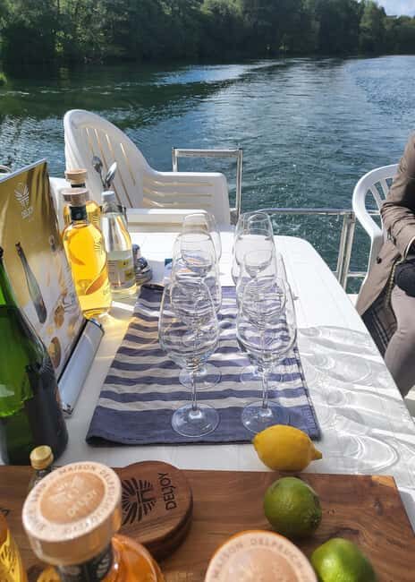 Sireuil: River walk and tasting of local products and drinks - What to Expect During the Tour